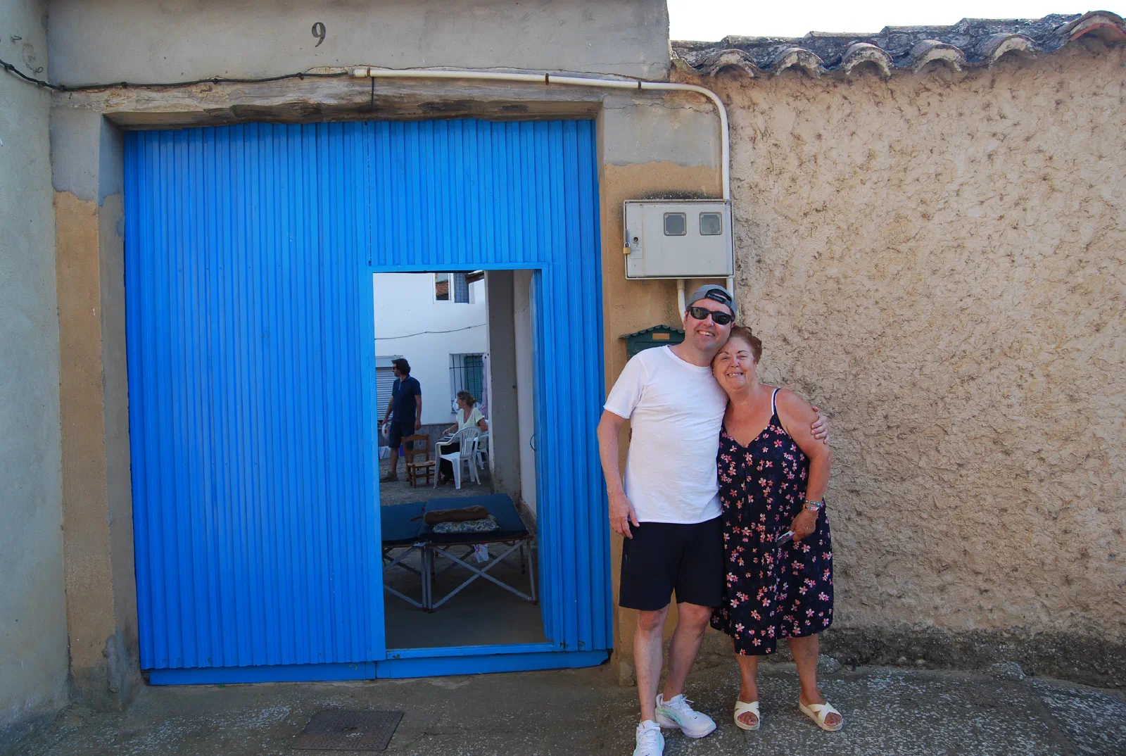 José Antonio Pérez junto a su madre